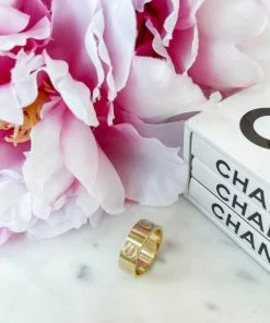 A.v Max Nailhead Ring