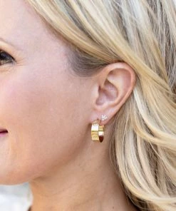 A.v Max Small Nailhead Hoop Earring