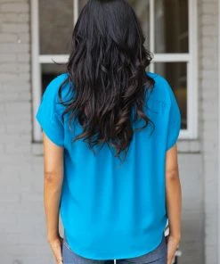 Olivaceous Coleen Top- Blue