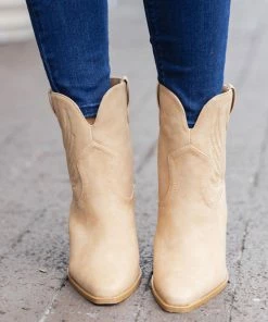 Qupid Accessories Avery Booties