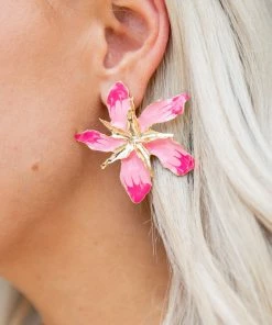 * Accessories Goldie Flower Earrings- Pink