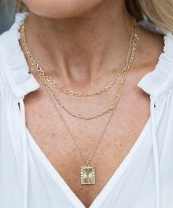 Fame Accessories Jennifer Necklace