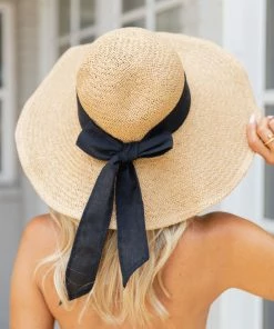 Ailis Corner Mykonos Straw Hat Resort Collection