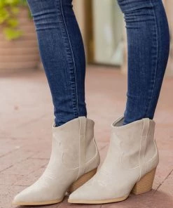 Appleblossom Carissa Booties