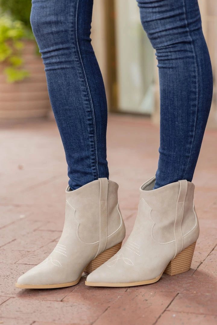 Appleblossom Carissa Booties
