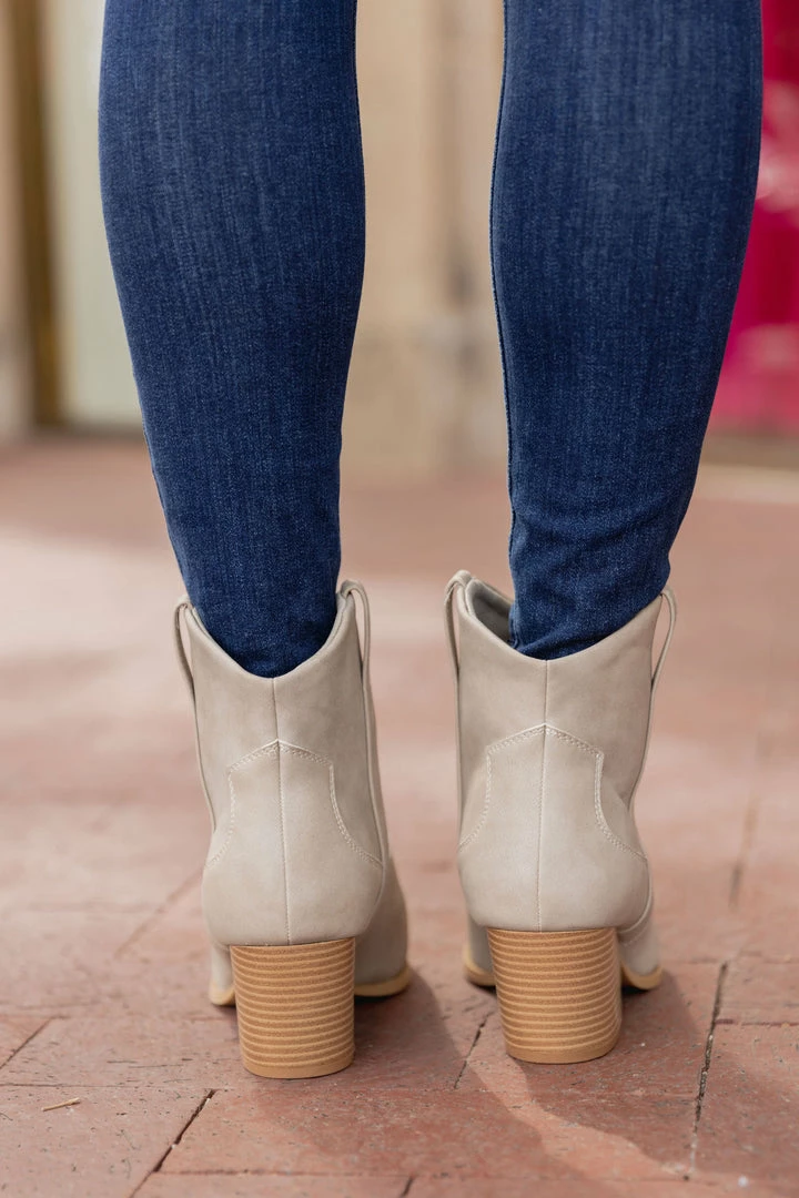 Appleblossom Carissa Booties