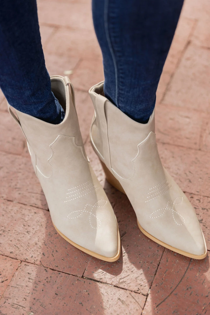 Appleblossom Carissa Booties