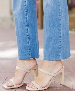 AMA Global Kourtney Heels