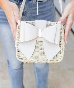 Like Dreams Summer Of Color Bowtie Straw Crossbody - White