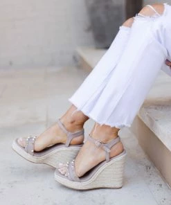 Qupid Tiffany Wedges