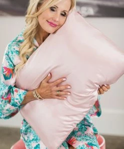 Kitsch Accessories Satin Pillowcase- Blush