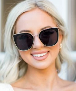 Cramilo Eyewear Retro Cat Eye Sunglasses